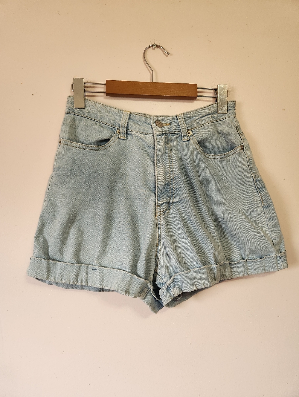 Wego Standard High Waist Denim Mom Shorts Light Wash Size S Retro 90s Kawaii